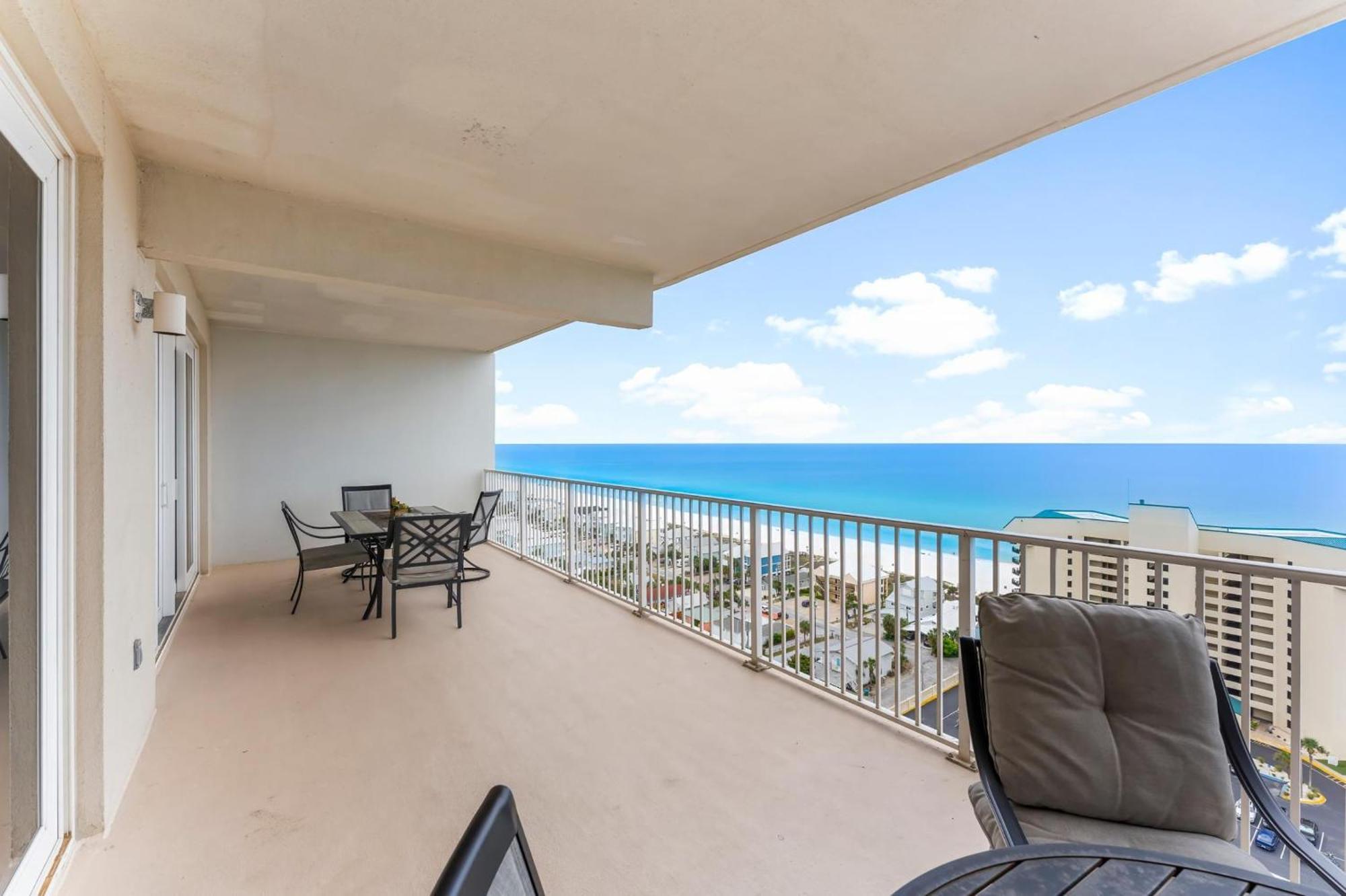 Laketown Wharf Resort By Panhandle Getaways Panama City Beach Room photo